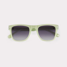 Carica l'immagine nel visualizzatore di Gallery, POSTER:ACE-SUN-CASPER-MILKGREEN | ACE-SUN-CASPER-MILKGREEN-POSTER.webp