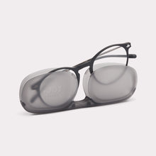 Carregar imagem no visualizador da galeria, TAIL:0:CASE | ESS-REA-CRU-BLA-CASE.webp